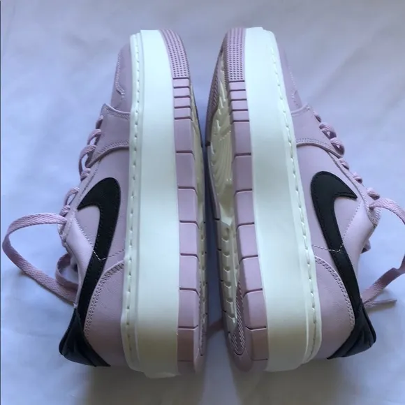 Nike Women's air Jordan 1 elevate low lilac platform sneakers size 7 DH7004-501