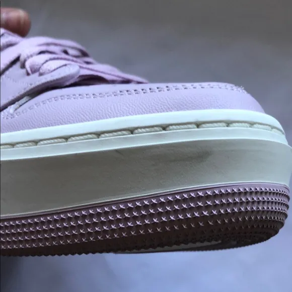 Nike Women's air Jordan 1 elevate low lilac platform sneakers size 7 DH7004-501
