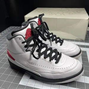 Nike Women's Air Jordan 2 OG Shoes 'Chicago' (DX4400-106) in a sz 9.