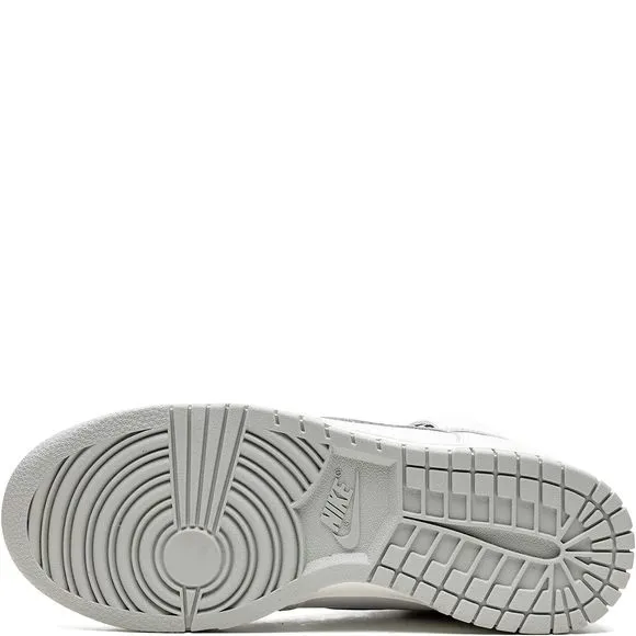 Nike Womens Dunk High Football Shoes Size 8.5