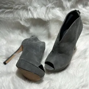 Nine West Grey Suede Vamp Peep Toe Booties Size 8.5.  B83