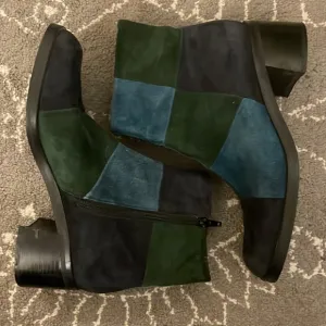 Nine West VTG 90's Y2K leather blue &amp; green colorblock square toe ankle booties