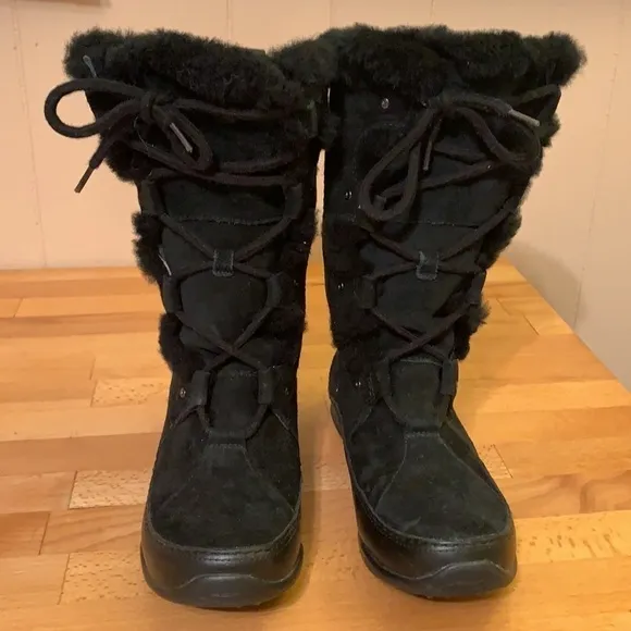 North Face Primaloft Lace Up Black Suede Boots 6