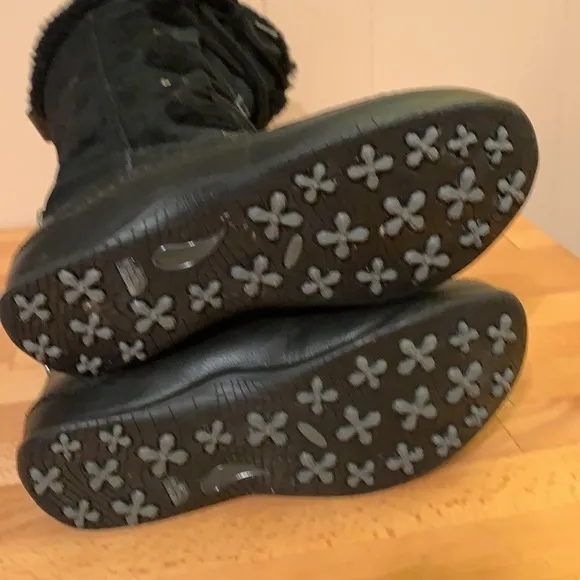 North Face Primaloft Lace Up Black Suede Boots 6