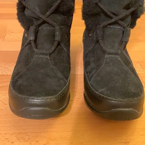 North Face Primaloft Lace Up Black Suede Boots 6