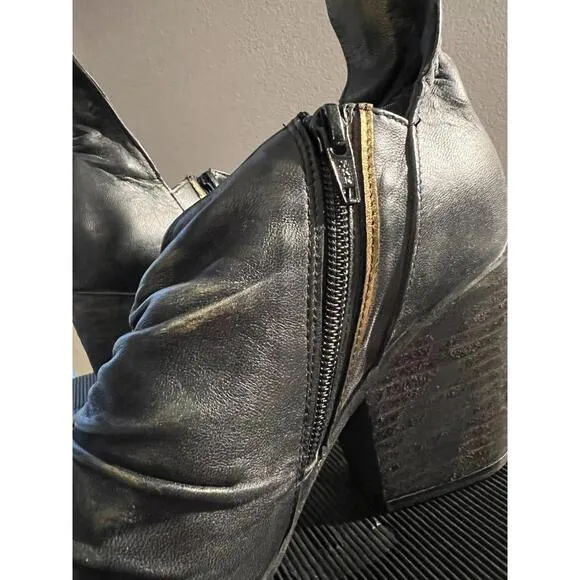 NWB RARE Papucei Ladies BLACK/GREEN METALLIC Distressed Leather Ankle Boot SZ 36