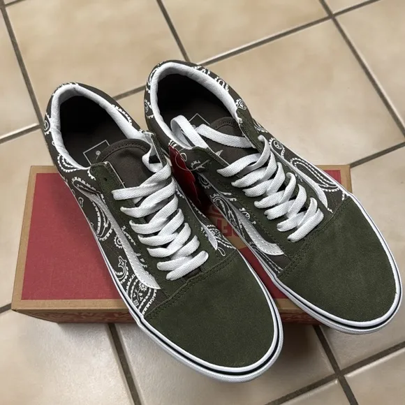 NWB Vans Old Skool Peace Paisley Green Skate Shoes