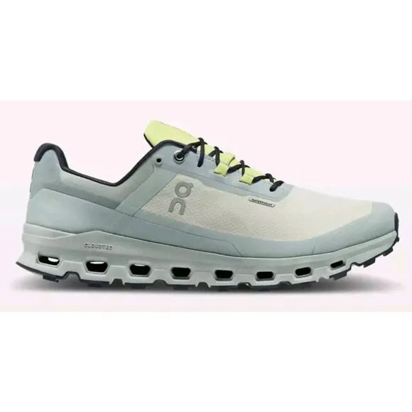 NWOB ON RUNNING Cloudvista 'Chalk Moss' Waterproof Running Shoes Size 13