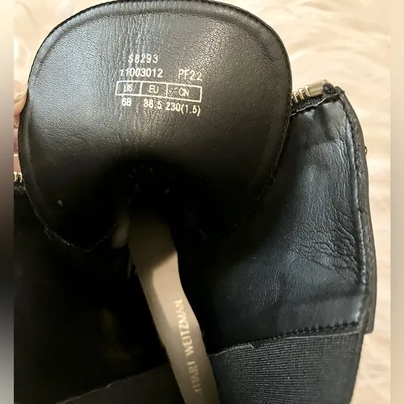 NWOB Stuart Weitzman Lodge Zip Booties in Black Sz 6.