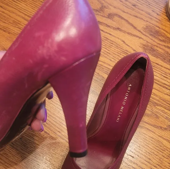 NWOT Antonio Melani Genuine Leather Burgundy Wine Round Cap Toe Heels Shoes 8.5