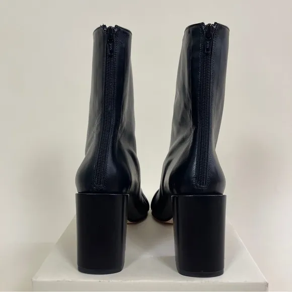 NWOT Chelsea Paris Gigi Boots in Black