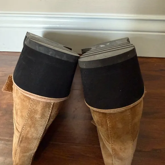 NWOT Eileen Fisher Tan Suede Wedge Boots-Size 11
