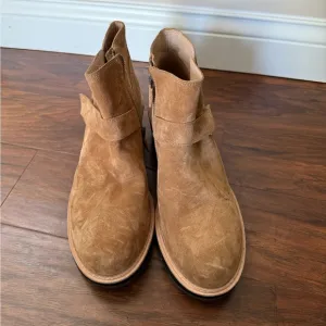 NWOT Eileen Fisher Tan Suede Wedge Boots-Size 11
