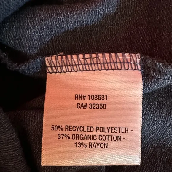 NWOT Simms blue long sleeved hooded shirt, size Medium