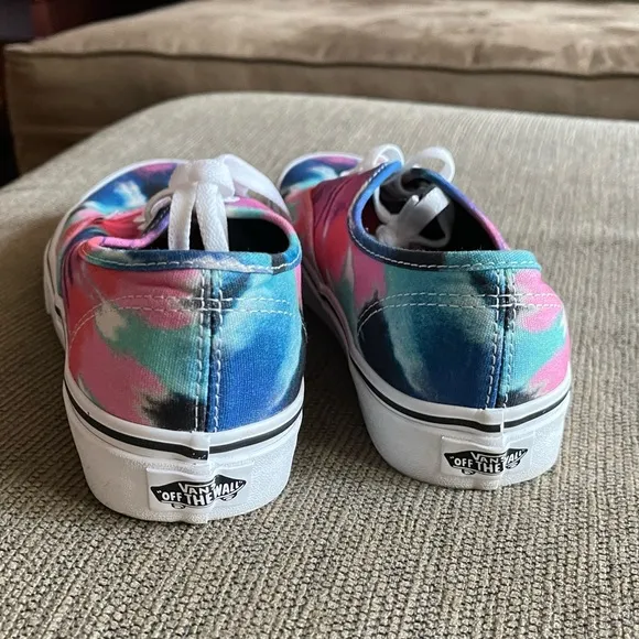 NWOT Tie Dye Vans Platform Slip On Sneakers Shoes Size Women US 7