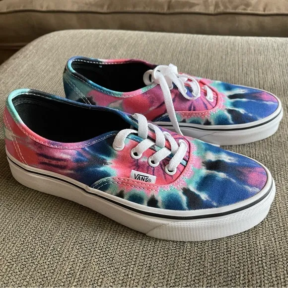 NWOT Tie Dye Vans Platform Slip On Sneakers Shoes Size Women US 7