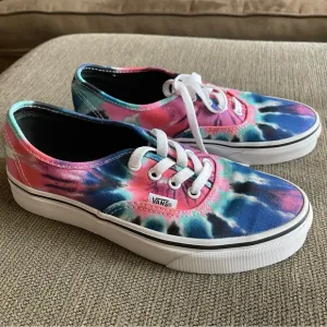 NWOT Tie Dye Vans Platform Slip On Sneakers Shoes Size Women US 7