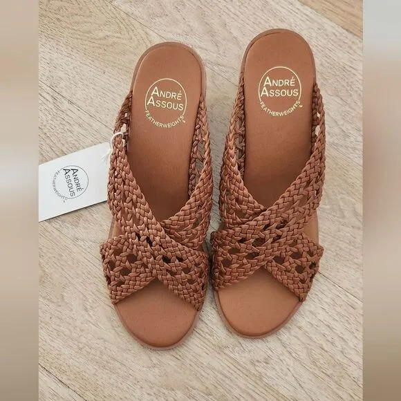 NWT Andre Assous Woven Slip-on Wedge Tan Sandals Size 8