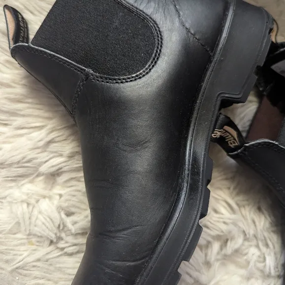 NWT Blundstone Women's Classic Chelsea Boots in Classic Black Style 558