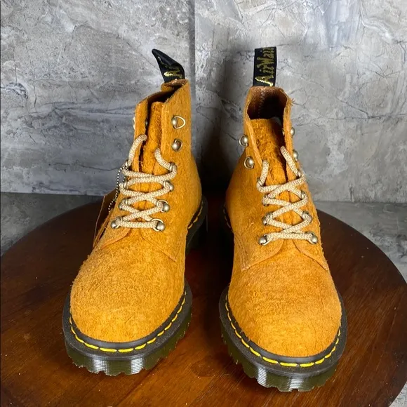 NWT Dr.Martens 101 Suede Made in England Women’s Ankle Boots