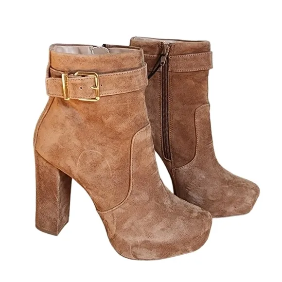 NWT Express Genuine Suede Leather Buckle Block Heel Tan Boots size 7