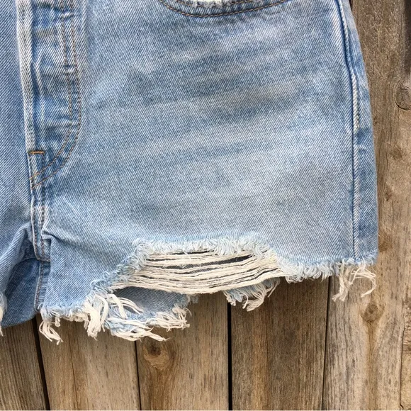 NWT Levi’s 501 High Rise Cutoff Denim Shorts Cotton Luxor Heat 27