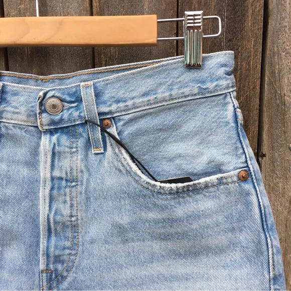 NWT Levi’s 501 High Rise Cutoff Denim Shorts Cotton Luxor Heat 27