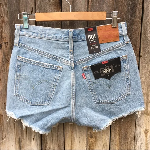 NWT Levi’s 501 High Rise Cutoff Denim Shorts Cotton Luxor Heat 27