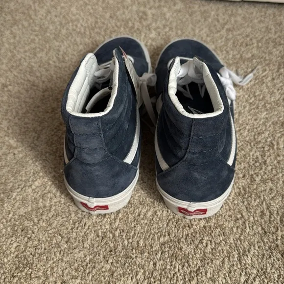 NWT Men’s VANS high tops shoes