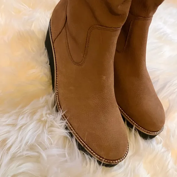 NWT Paul Green Newbury Leather Bootie in Toffee Sz 9.5.