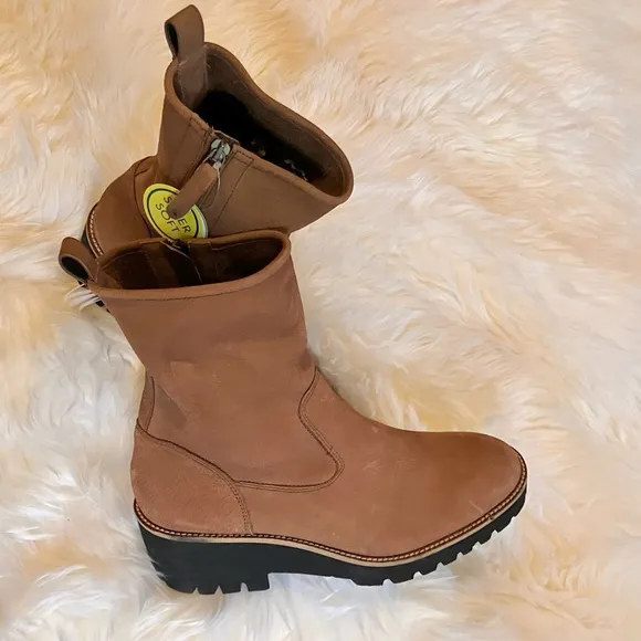 NWT Paul Green Newbury Leather Bootie in Toffee Sz 9.5.