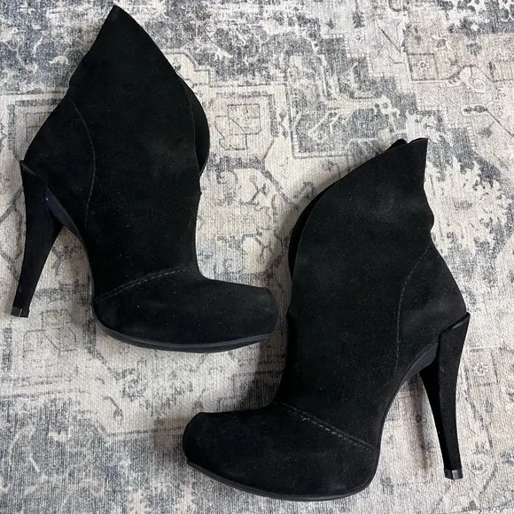 NWT Pedro Garcia Belkis Suede Heels Black Foldover Top 37 7
