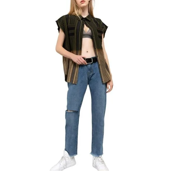 NWT POL Distressed Raw Hem with Cactus Embroidery Denim Jeans