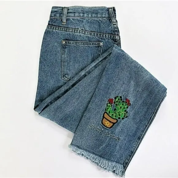NWT POL Distressed Raw Hem with Cactus Embroidery Denim Jeans