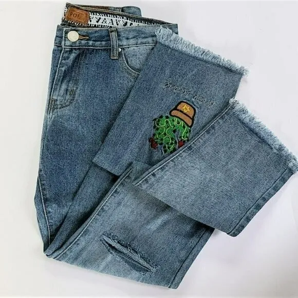 NWT POL Distressed Raw Hem with Cactus Embroidery Denim Jeans