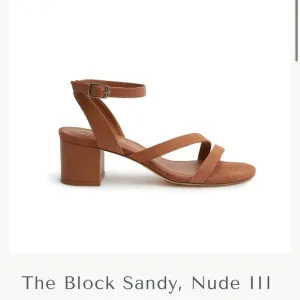 NWT Rebecca Allen Suede Shoes