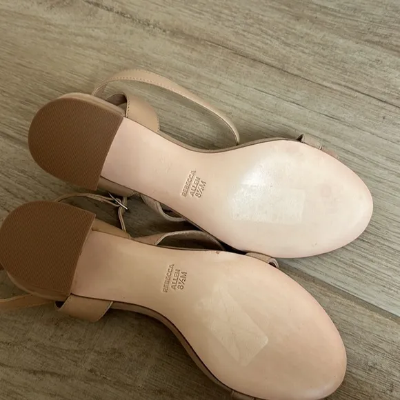 NWT Rebecca Allen Suede Shoes