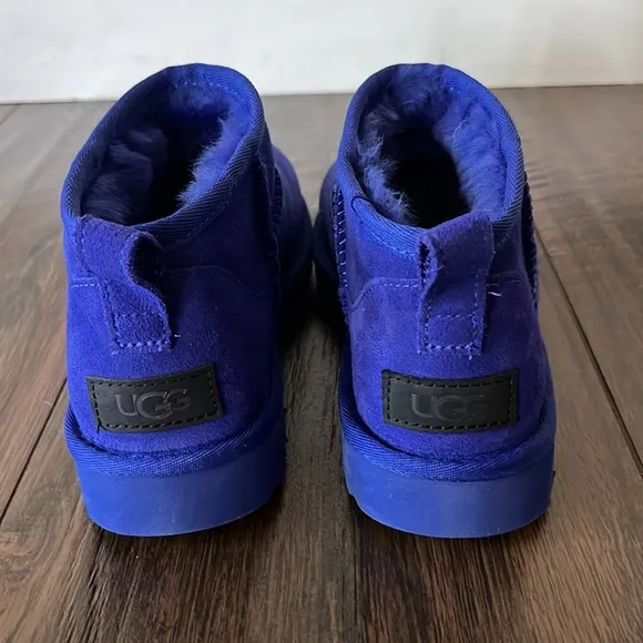 NWT UGG Ultra Mini Boots