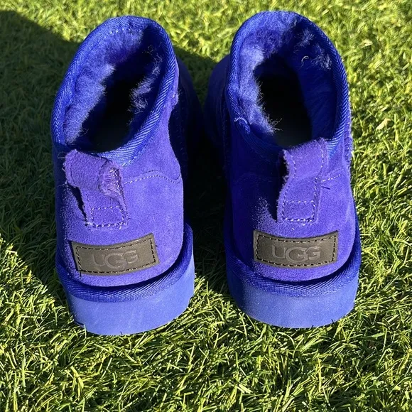 NWT UGG Ultra Mini Boots