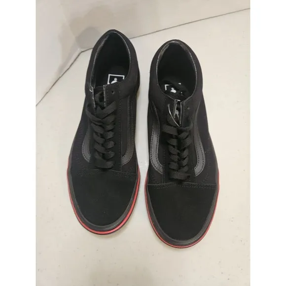 NWT Vans Old Skool Flame Wall Black Black Skate Shoes Mens 7 Womens 8.5 NEW