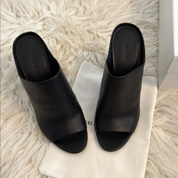 NWT Vince Alora Black Leather Mules Sz 7.5