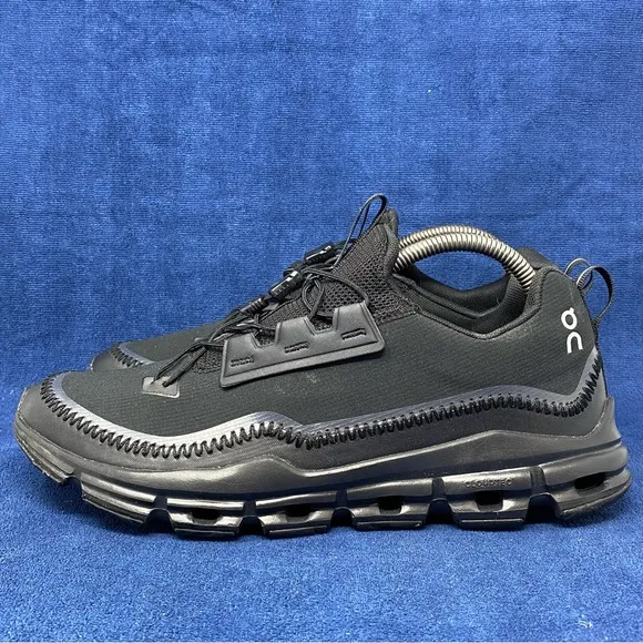 On cloud on running cloudaway womens athletic running sneakers size 11 US