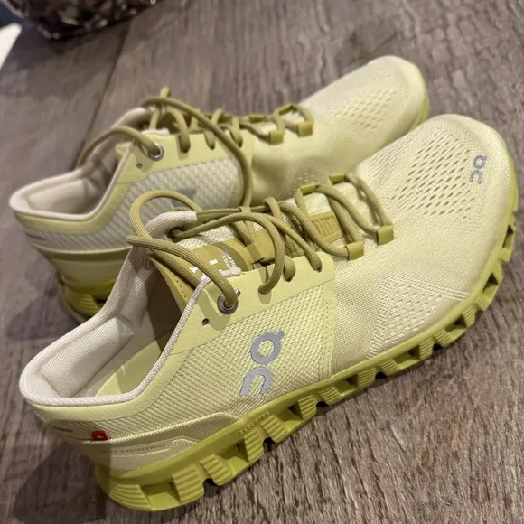 On Cloud X Moncton Shoes in Yellow.