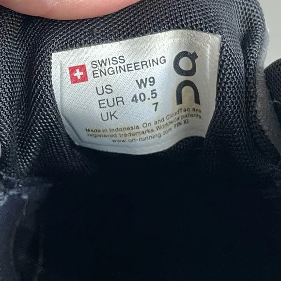 ON Running Women’s Cloud Sneaker Size 9 Gray Slate Run Athletic Shoe Casual