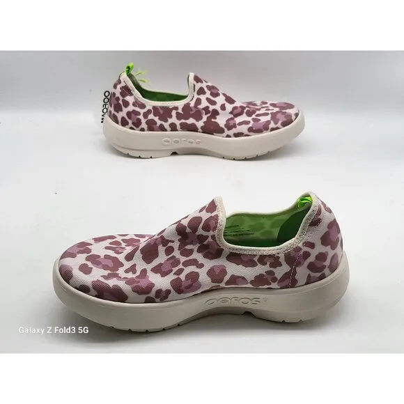 Oofos Oomg Eezee Womens Slip On Shoes Size 5 Rose Leopard 3