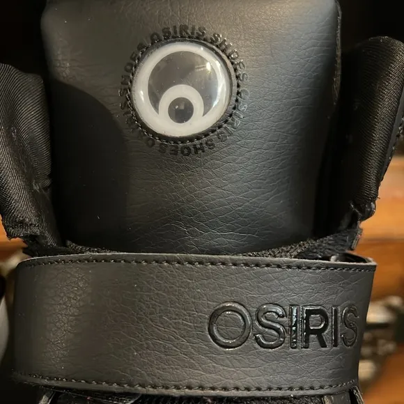 OSIRIS LIMITED EDITION LEATHER RIZE ULTRA HIGH TOPS SIZE 10