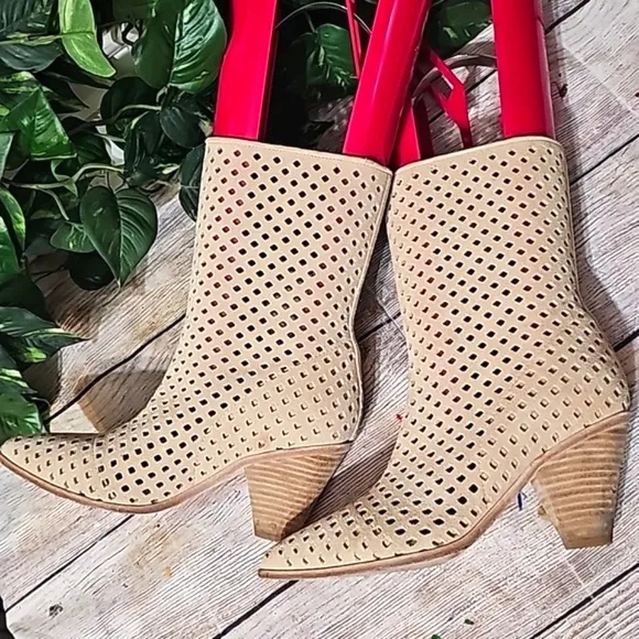 Paige Laila Suede Lase Cut Boots 6.5
