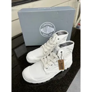 Palladium Pampa Hi Top Sneakers, Star White, Size 11, EU 43