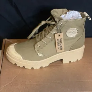 Palladium Women’s Pallabase Twill Olive High-Top Boots, size 10