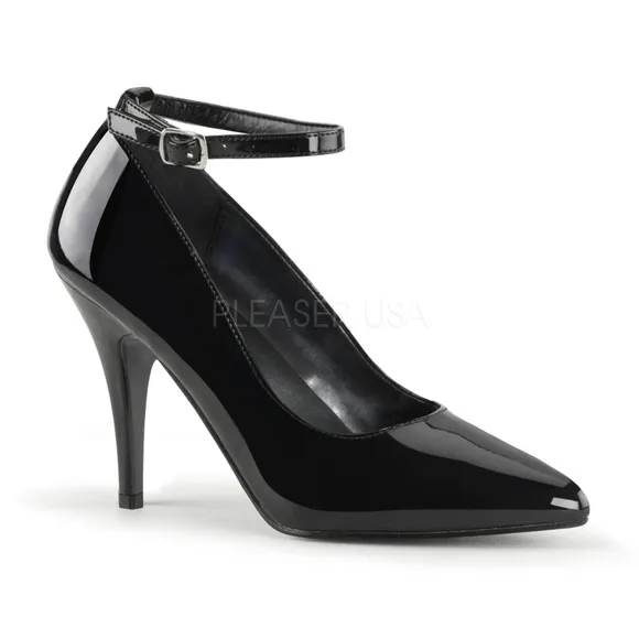 Patent Leather Pointed Toe Shoes